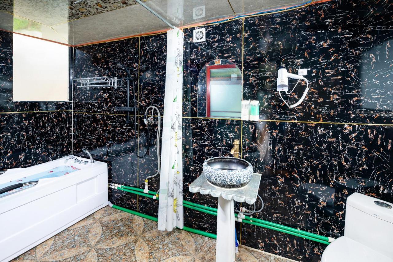 龙胜馨嘉源饭店 Villa ภายนอก รูปภาพ